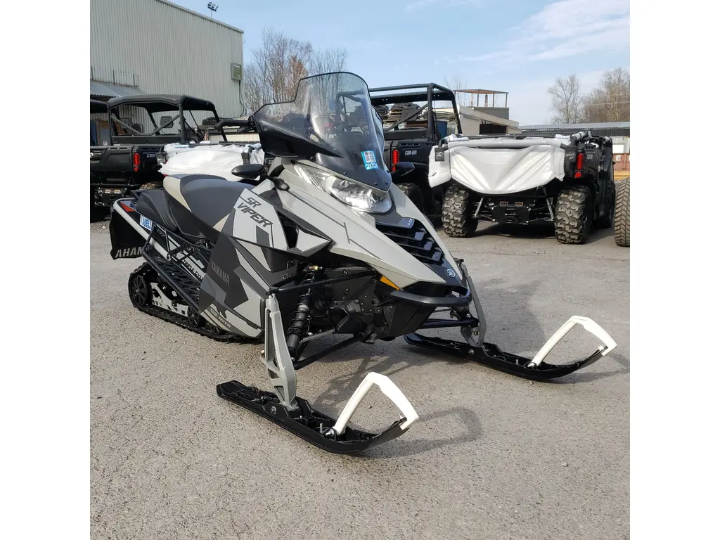 2019 Yamaha SR VIPER LTX SE/R