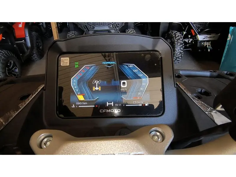 2025 CFMOTO CFORCE 800 TOURING