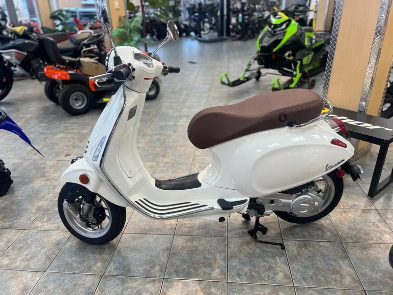 2023 Vespa PRIMAVERA 50 IGET