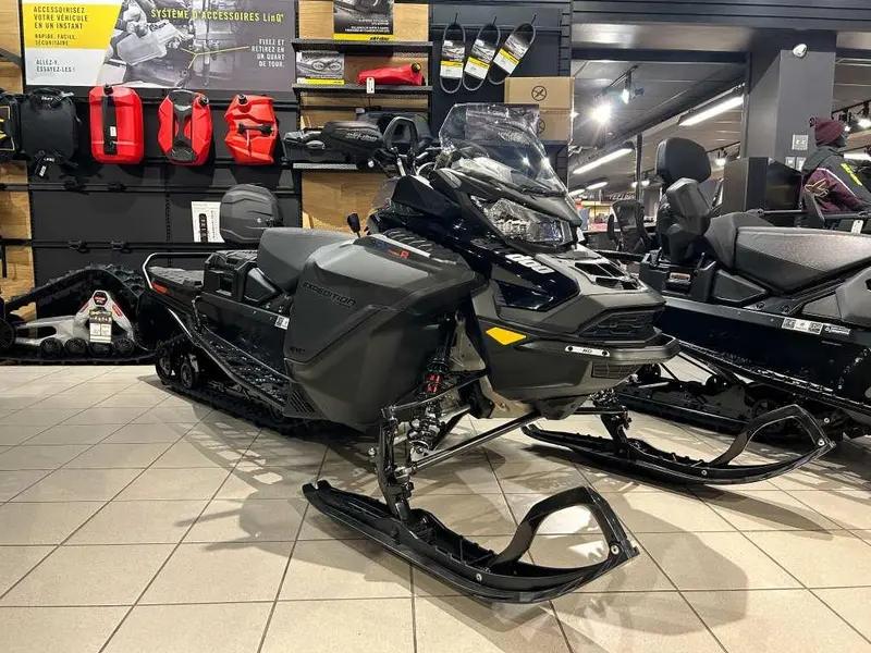 2025 Ski-Doo EXPEDITION XTREME 900 ACE Turbo R Cobra 1.8'' E.S.