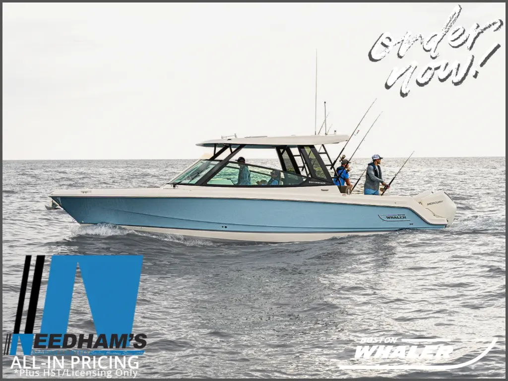 2025 Boston Whaler 330 Vantage