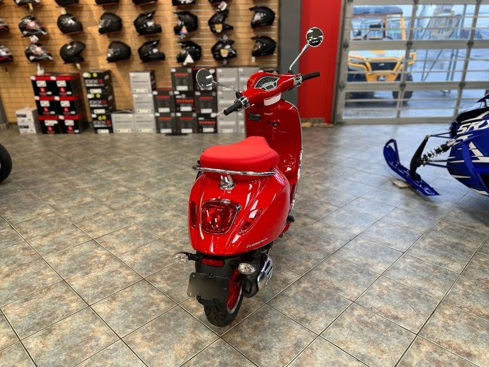 Vespa Primavera 50 Iget 2023 alt