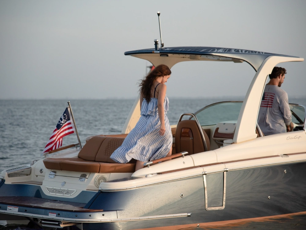 2025 Chris-craft Launch 28 Gt alt