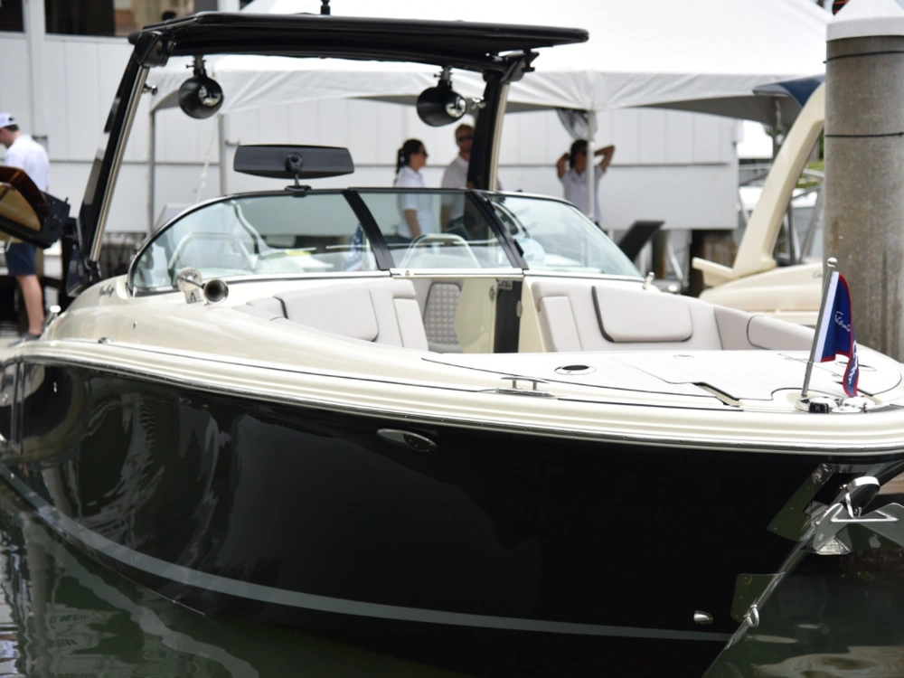 2025 Chris-craft Launch 28 Gt alt