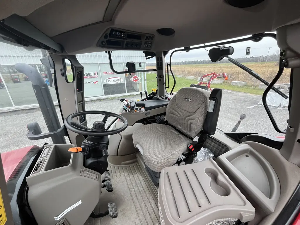 Case IH Vestrum 100A8 2021