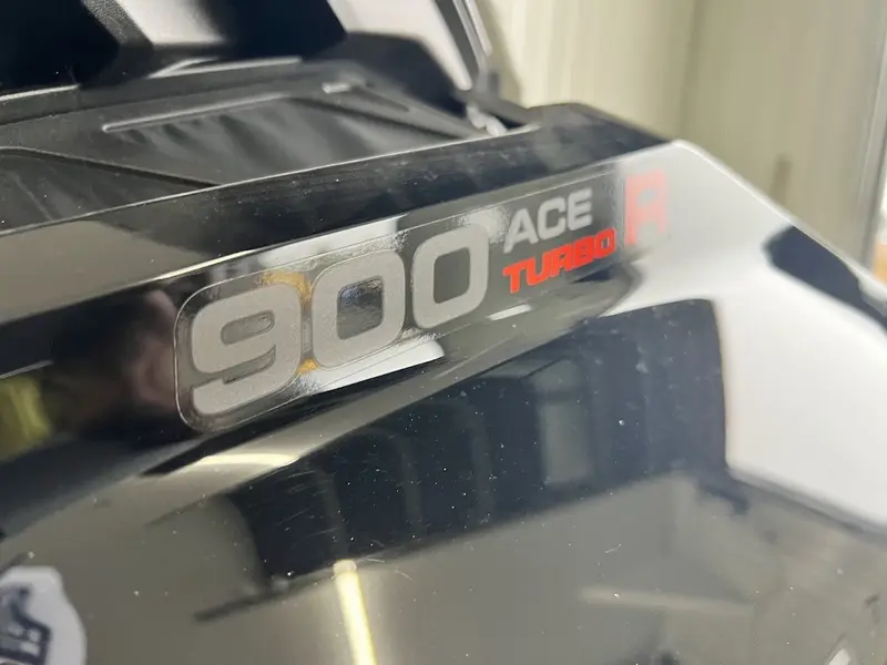 2024 Ski-Doo MOTONEIGE 2024 RENEGADE ADRENALINE 900 TURBO R