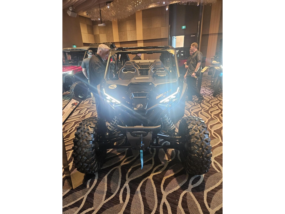 Cfmoto Zforce Z10-4 Eps Turbo Précommander Le Dès Maintenant 2026 alt
