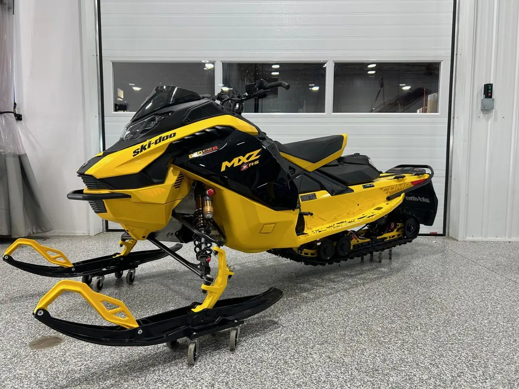 2024 Ski-Doo MXZ Competiton 850 R