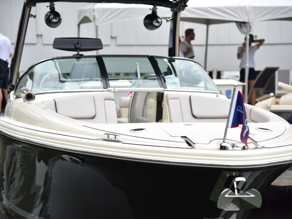 2025 Chris-craft Launch 28 Gt alt