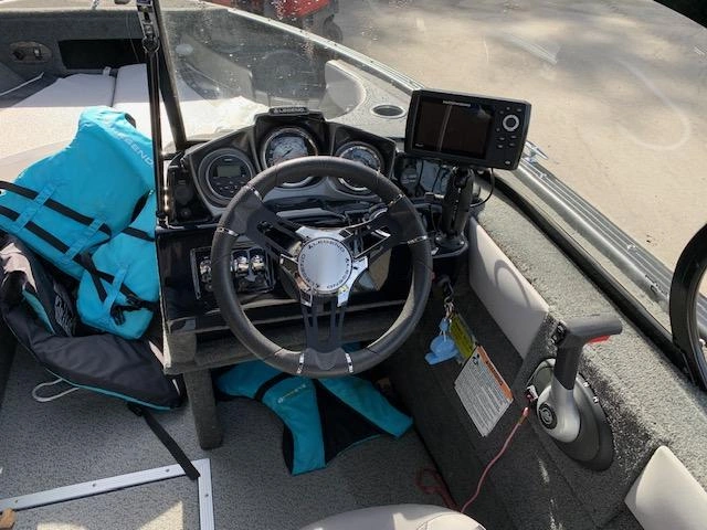 2019 Legend X18 Mercury Fourstroke 90hp alt