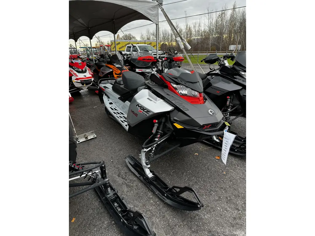 2022 Ski-Doo MXZ X-RS 850