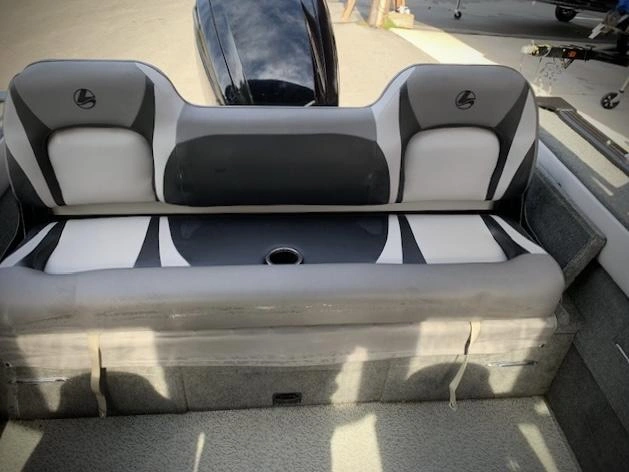 2019 Legend X18 Mercury Fourstroke 90hp alt