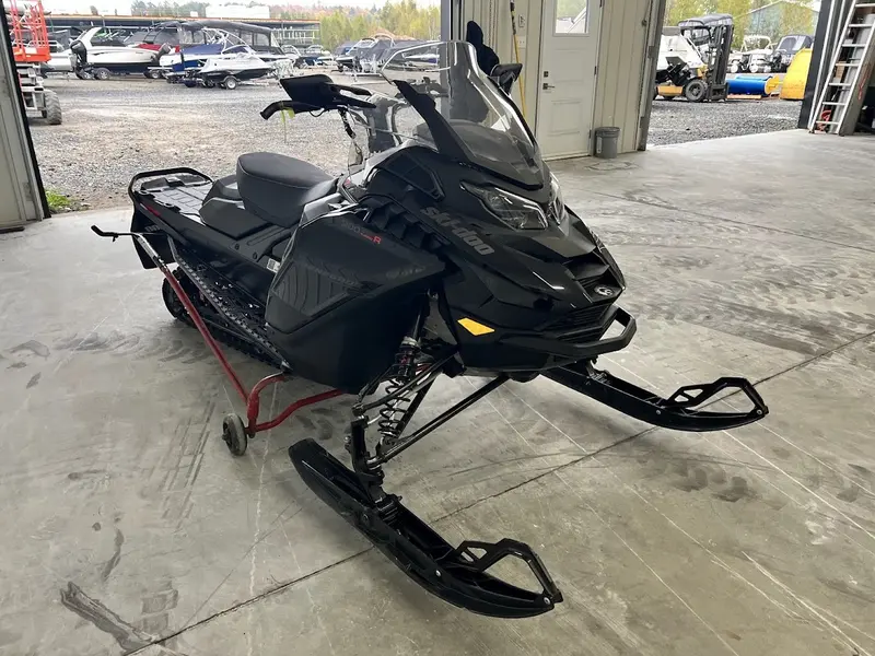 2024 Ski-Doo MOTONEIGE 2024 RENEGADE ADRENALINE 900 TURBO R