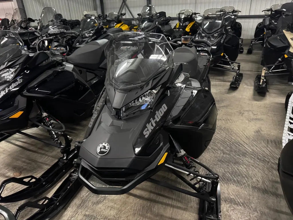 2023 Ski-Doo RENEGADE ADRENALINE 900 ACE