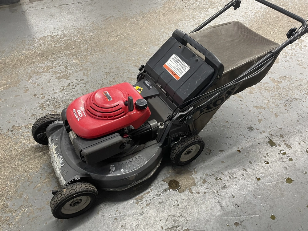 Honda Hr 215 Hxc 2002 alt