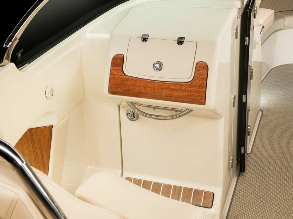 2025 Chris-craft Launch 28 Gt alt