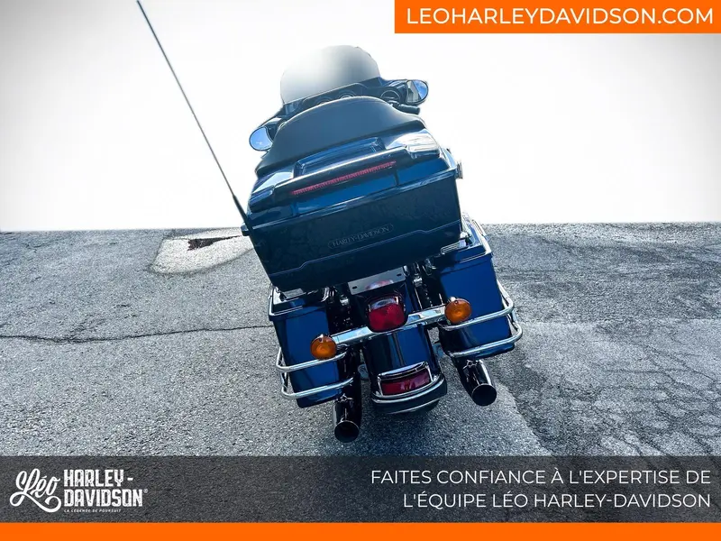 2013 Harley-Davidson FLHTC Electra Glide Classic thumbnail 3