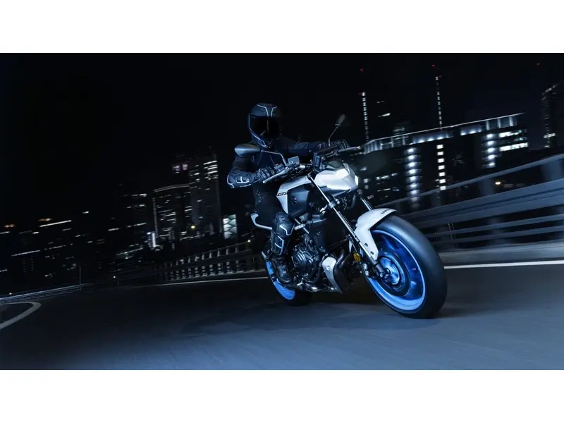 2025 Yamaha MT-07 2025 RESERVE PAR TELEPHONE