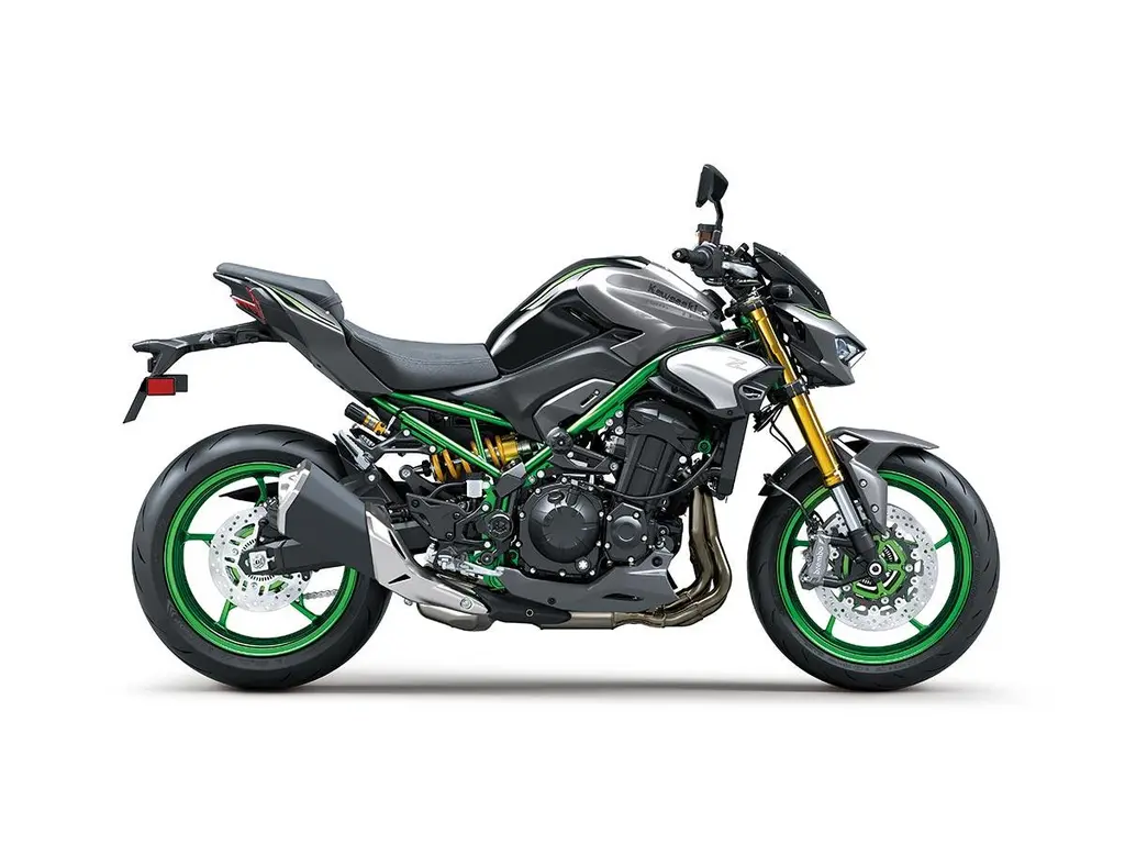 2025 Kawasaki Z900 SE