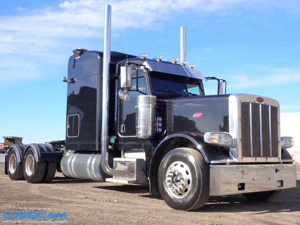 2023 Peterbilt 389