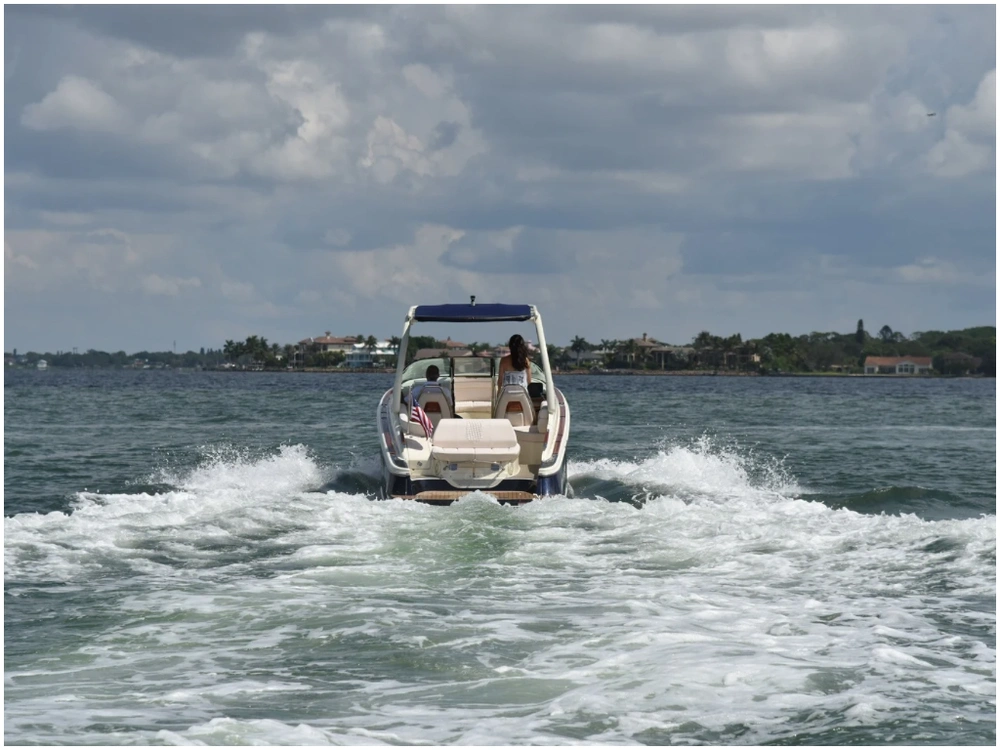 2025 Chris-craft Launch 28 Gt alt