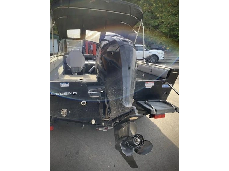 2019 Legend X18 Mercury Fourstroke 90hp alt