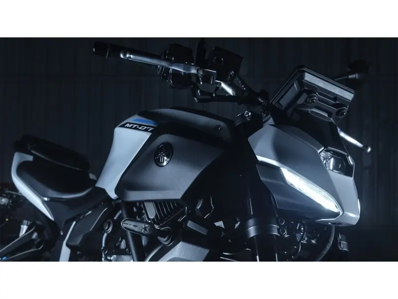 2025 Yamaha MT-07 2025 RESERVE PAR TELEPHONE