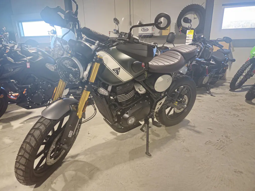 Triumph SCRAMBLER 400 x 2024