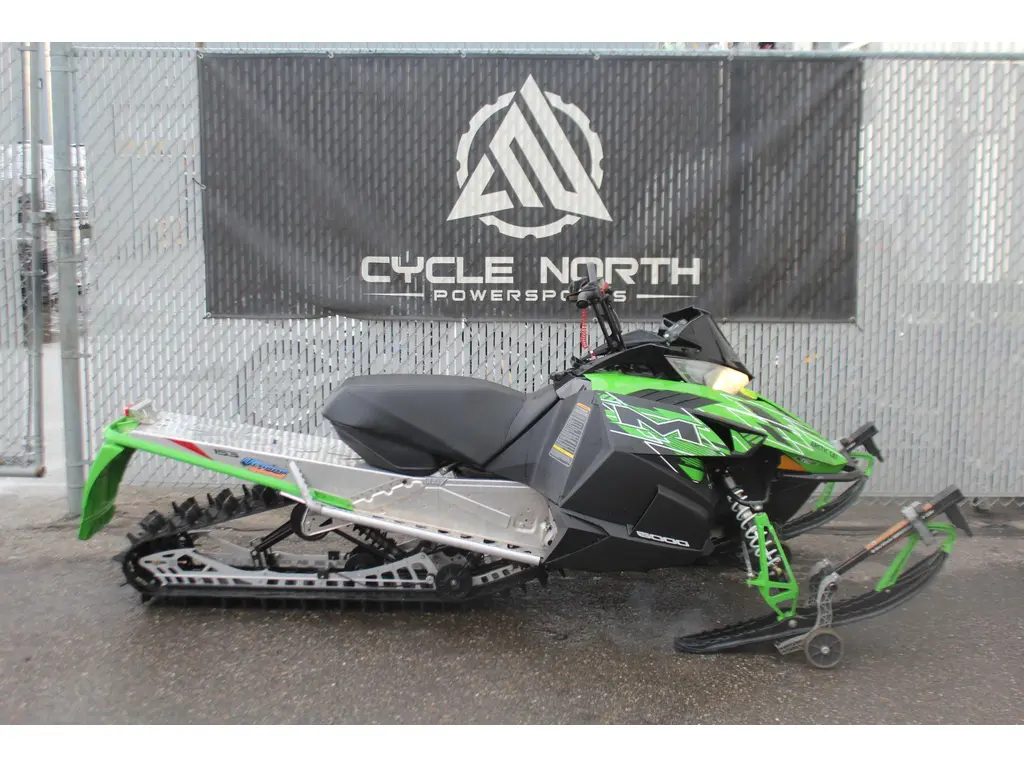 2015 Arctic Cat M6000