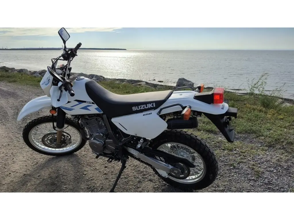 Suzuki DR650SE 2024