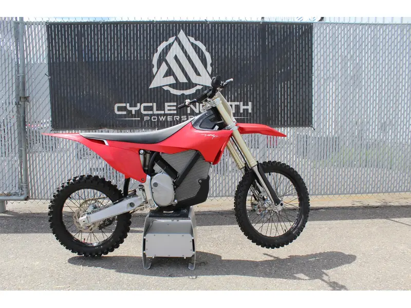 2023 Stark Future Stark VARG Alpha MX 19"_80HP
