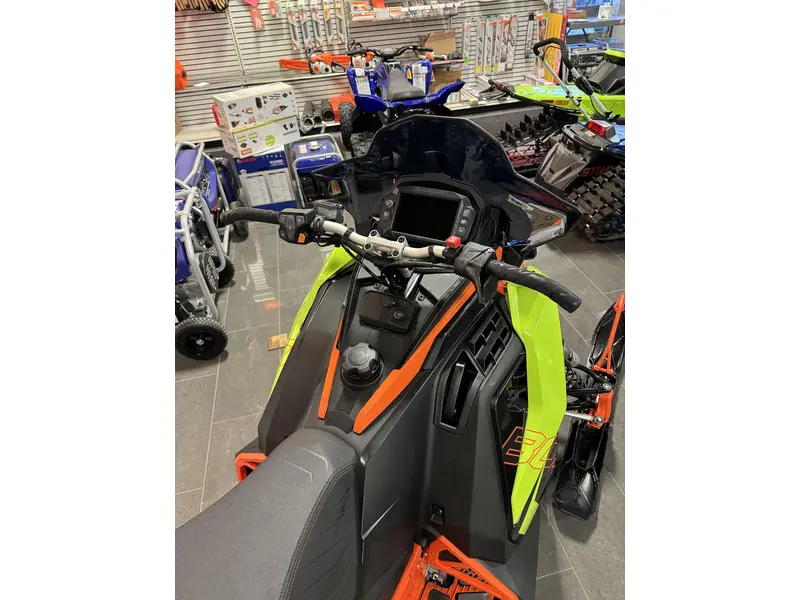 2023 Polaris S23TDV8MS Patriot Boost Indy VR1 137"