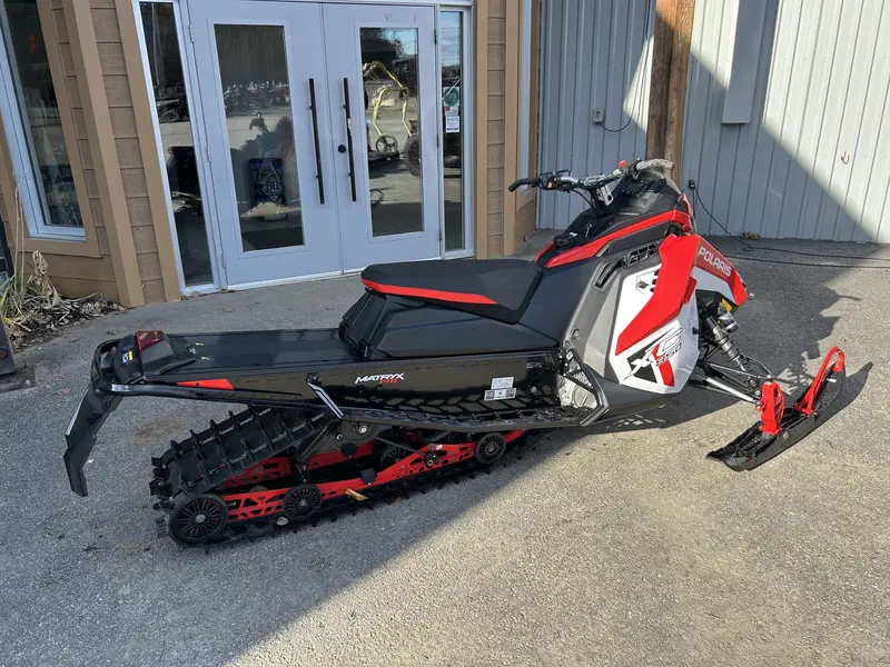 2023 Polaris Switcheback Xc 146