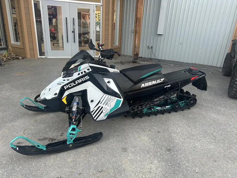 2025 Polaris Switcheback assault 9R