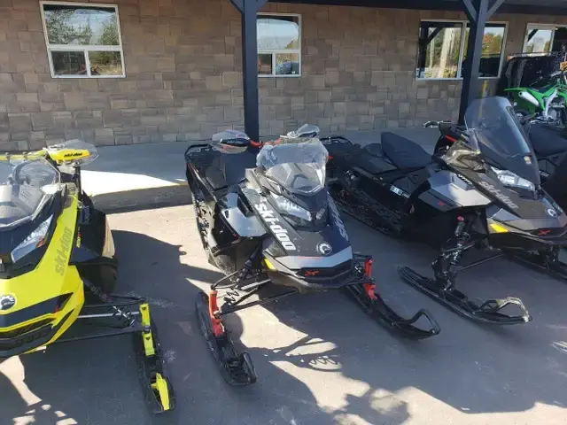 New 2025 Ski-Doo MXZ 850 COMP PAC HUB in Cameron - HB Cycle