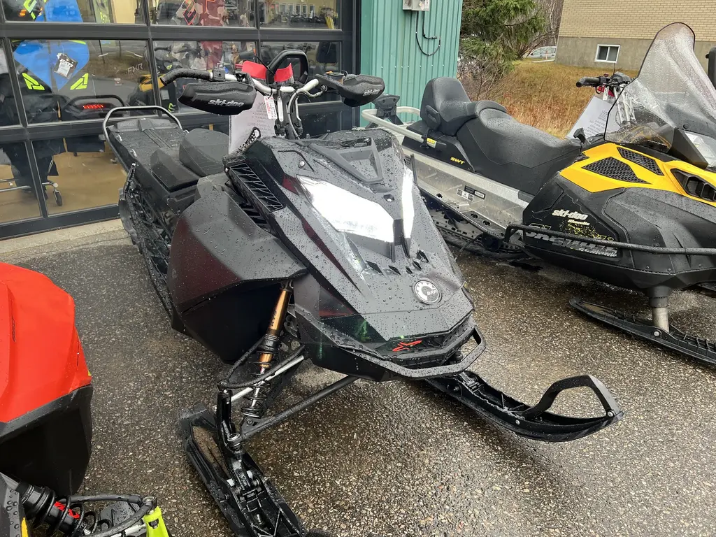 Ski-Doo Summit x850 2021