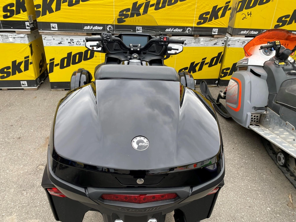 2024 Can-am Spyder F3 Limited alt