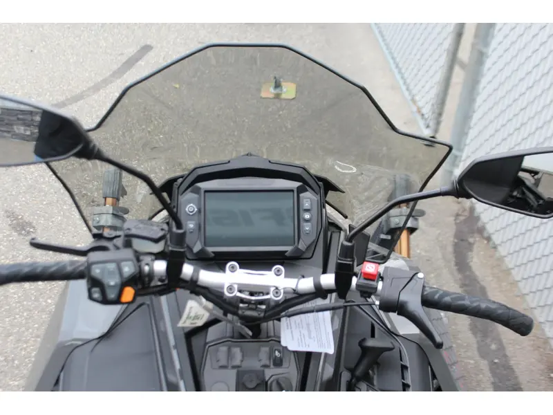 2025 Polaris 650 TITAN Adventure 155 1.8"