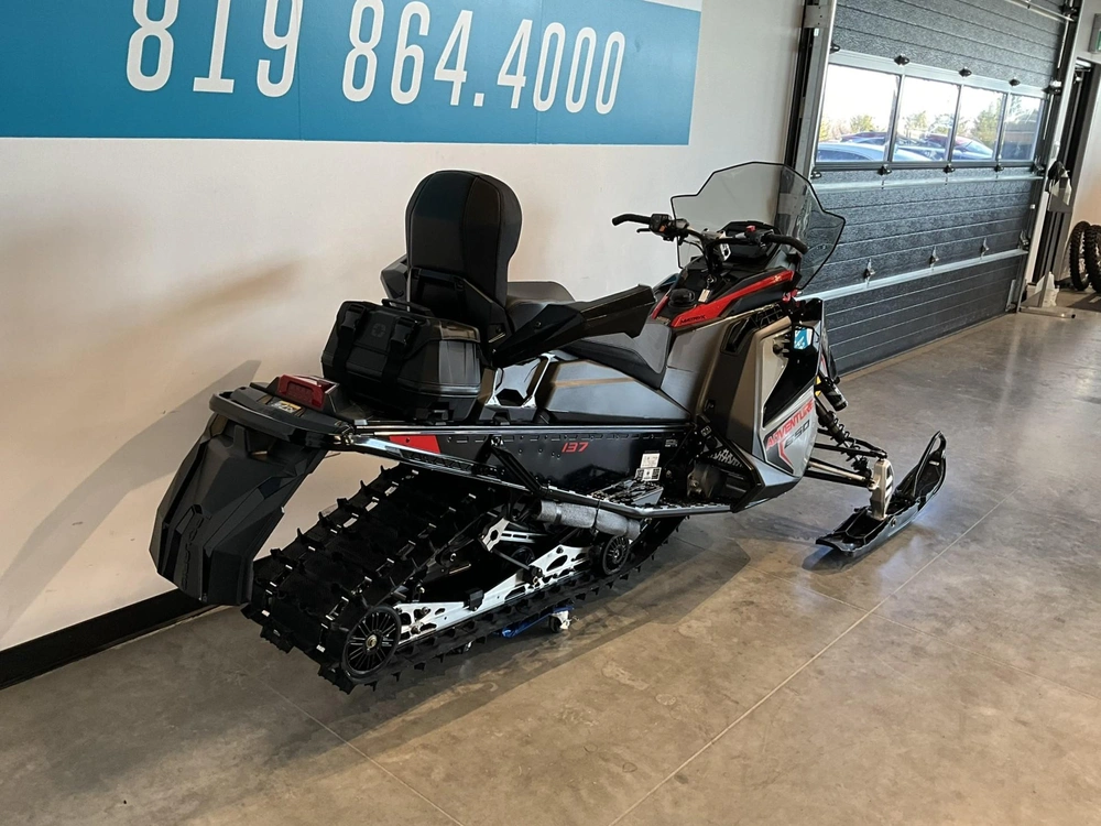 Polaris 650 Indy Adventure 137 500$ De Réduction, Jusqu'au 30-06-25 2025 alt