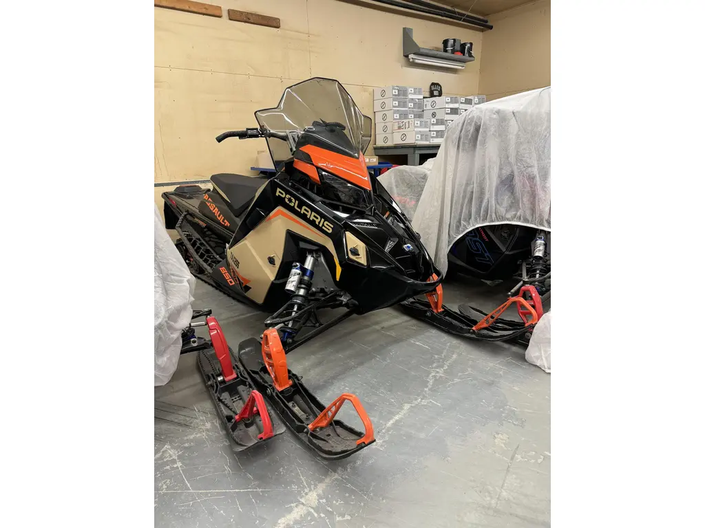 2022 Polaris S22TLC8RS 850 Switchback Assault 146″