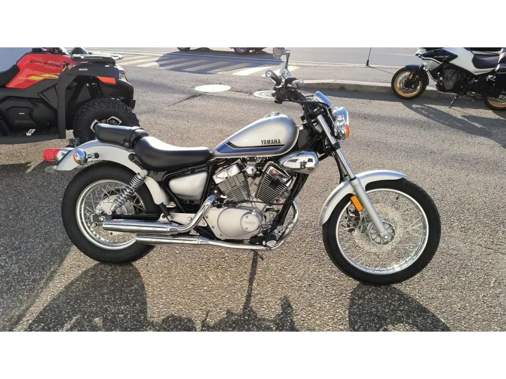 Yamaha XV250 2019