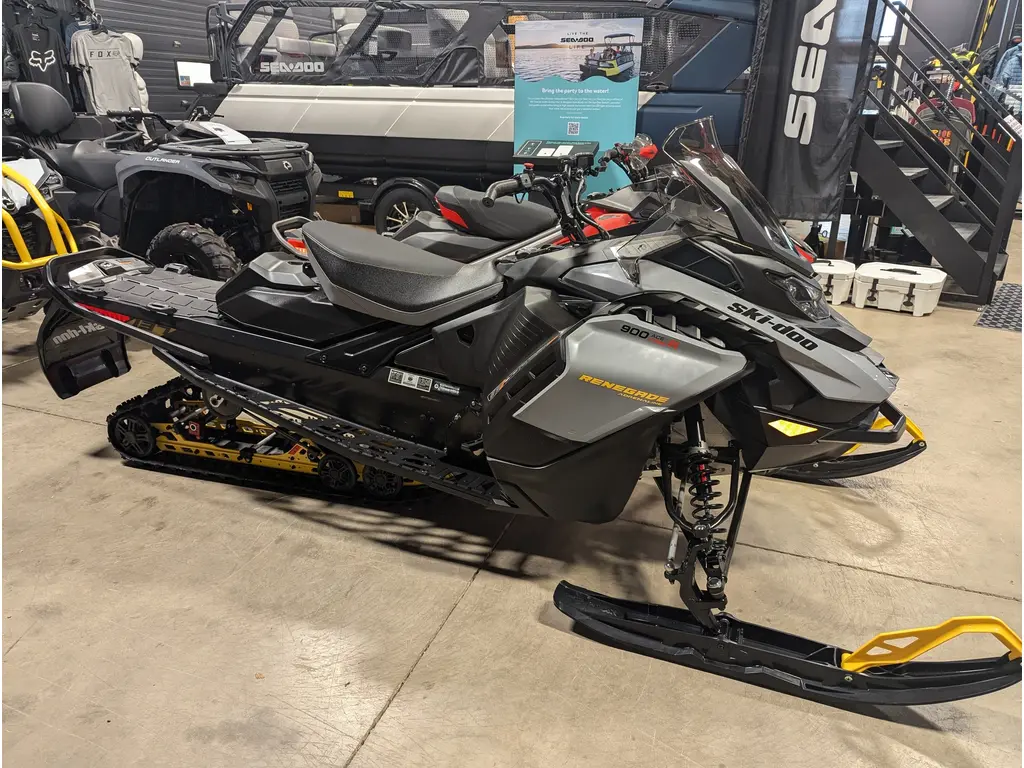 2025 Ski-Doo RENEGADE ADRENALINE 900 TURBOR 0% Financing 