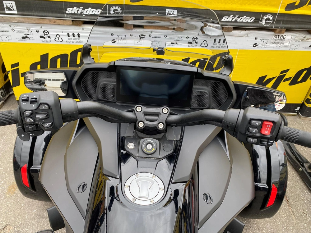 2024 Can-am Spyder F3 Limited alt