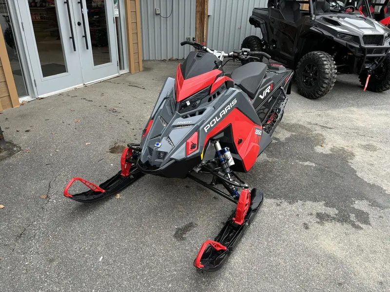 2024 Polaris Indy VR1 137 850