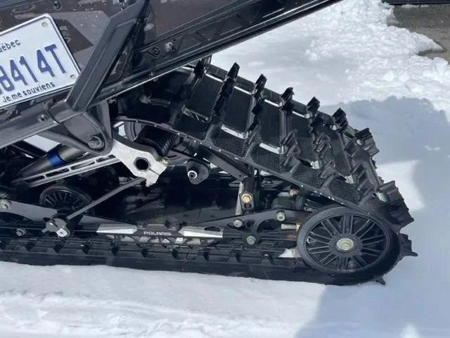 Polaris 850 Indy Vr1 137 2023 alt
