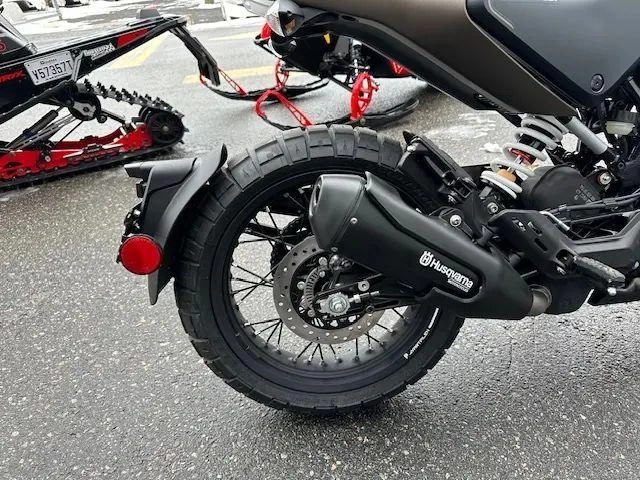 2023 Husqvarna Svartpilen 401- B.d. alt