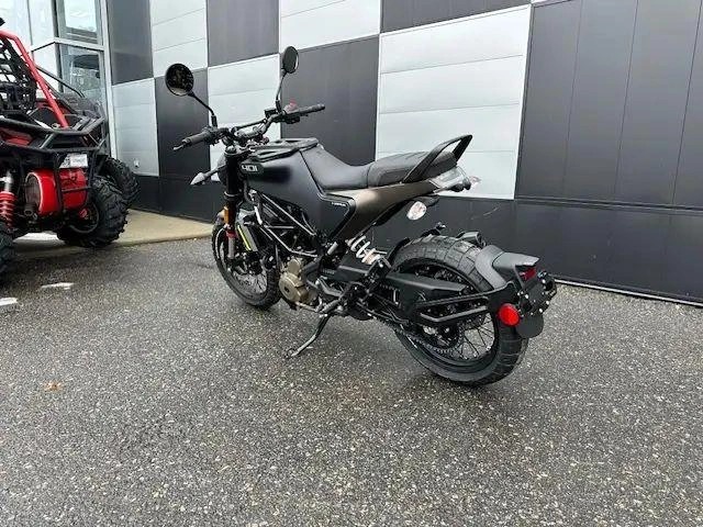 2023 Husqvarna Svartpilen 401- B.d. alt