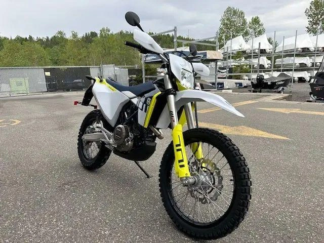 2024 Husqvarna 701 Enduro alt
