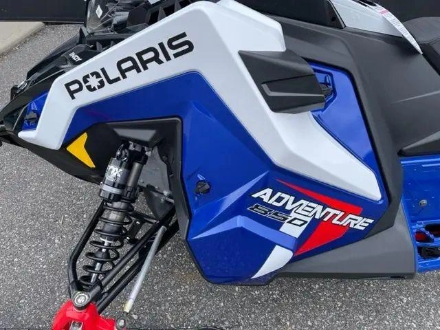 2023 Polaris 850 Indy Adventure 137 alt