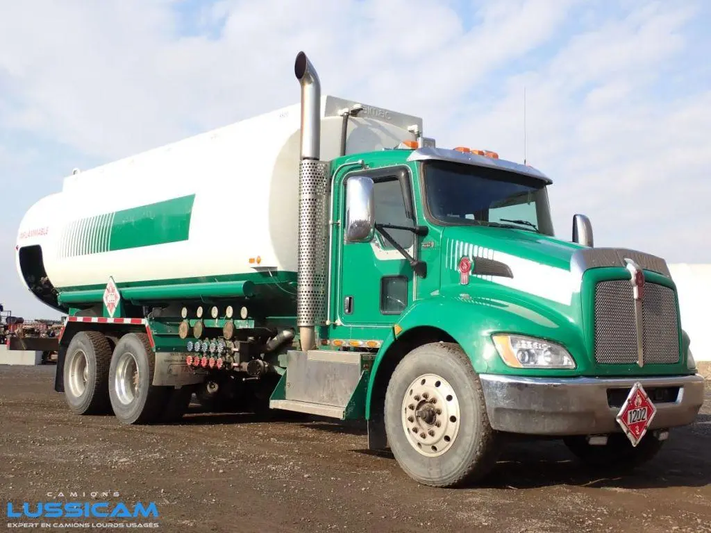2010 Kenworth T370